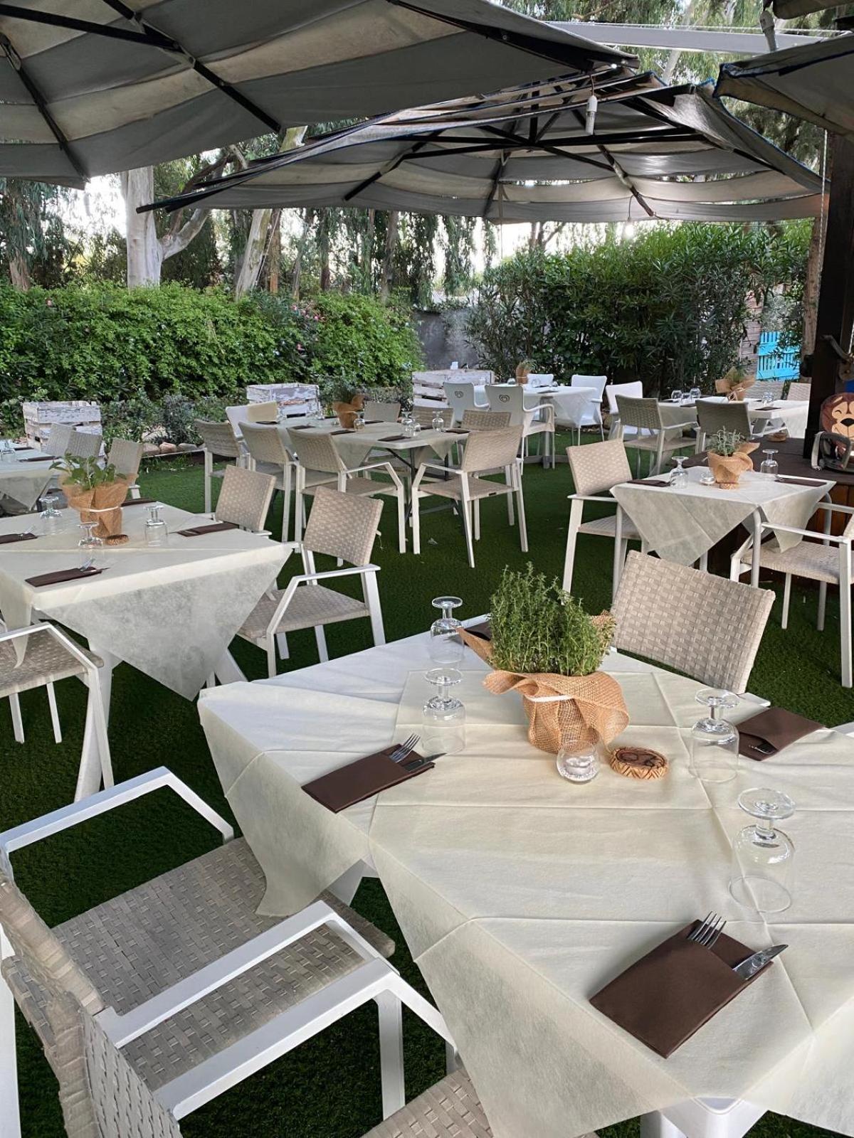 Camping Village Flumendosa Santa Margherita di Pula Exterior foto