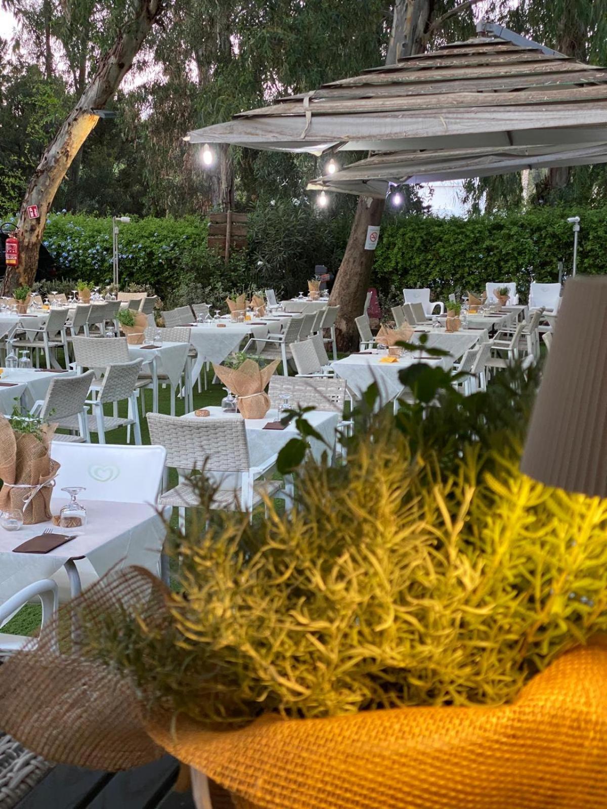 Camping Village Flumendosa Santa Margherita di Pula Exterior foto