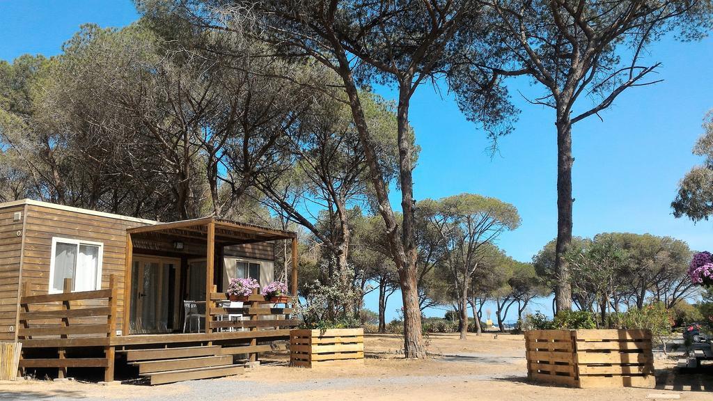 Camping Village Flumendosa Santa Margherita di Pula Exterior foto